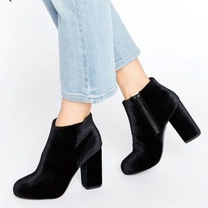 Black heroes booties